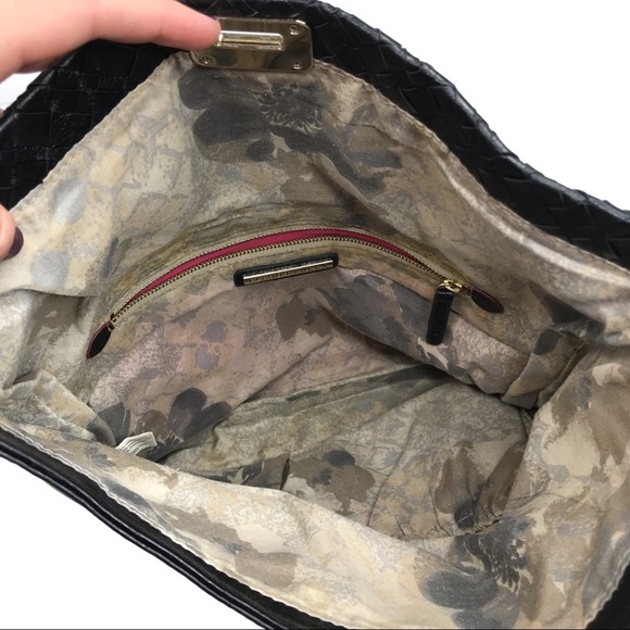 Elliott Lucca | Long Black Woven Foldover Purse - Picture 4 of 6